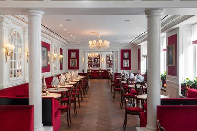 Sacher Café