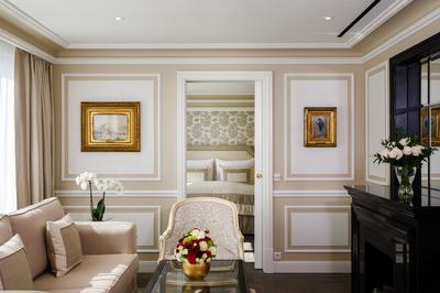 Signature Suite with View