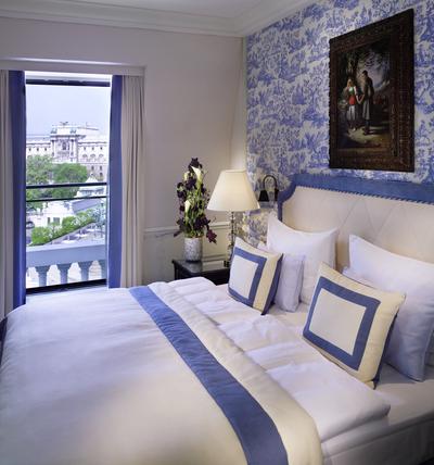Top Deluxe Room