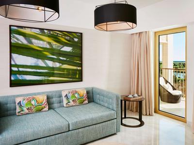 Victoria One Bedroom Suite