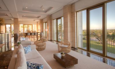 Anantara Lounge & Bar