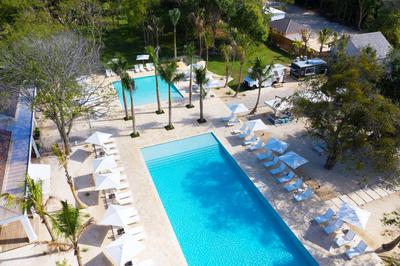 Minitas Family Pool