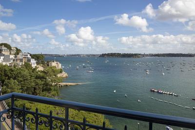 Prestige Suite