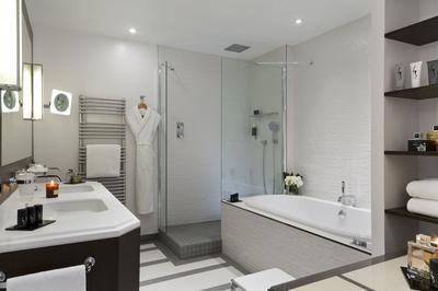 Prestige Junior Sea View Suite