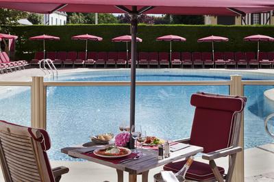 The Swimming Pool's Restaurant