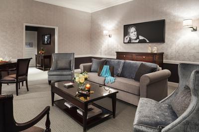 Prestige Sea View Suite