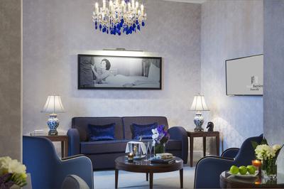 Prestige Junior Sea View Suite