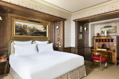 One Bedroom Suite