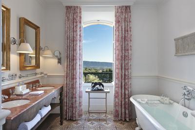 One Bedroom Suite