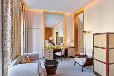 Prestige Junior Champs-Elysées Suite