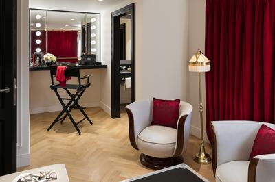 Harcourt Suite