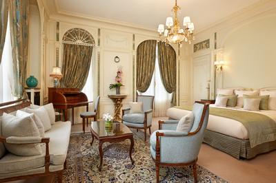 Corner Room