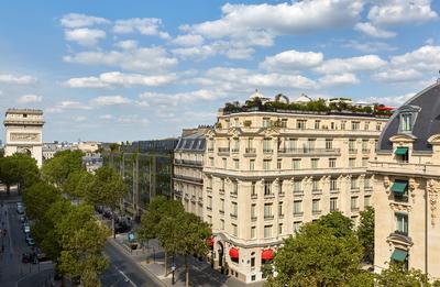 Hotel Raphael Facade