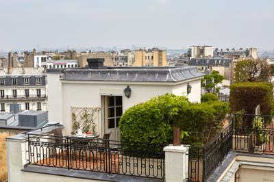 Duplex Suite - Terrace with Eiffel Tower and Arc d
