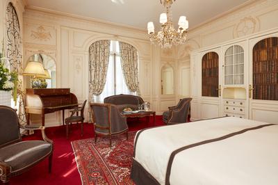 Corner Room