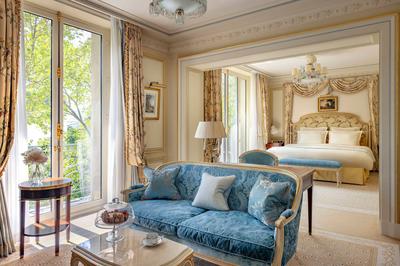 Grand Deluxe Room