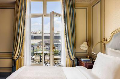 Deluxe Junior Suite
