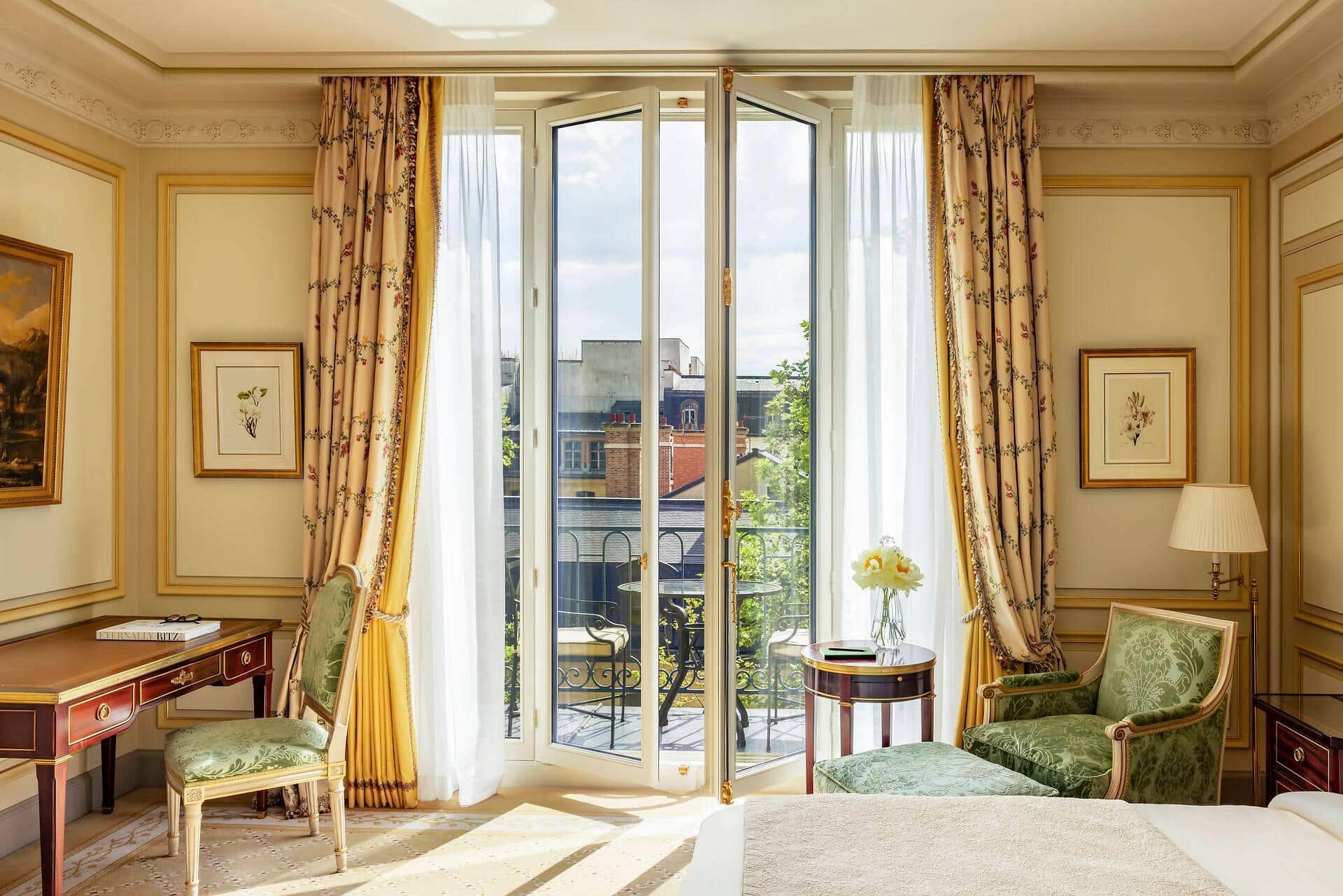 Deluxe Room, King