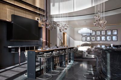 Lounge Bar