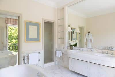 Corner Suite