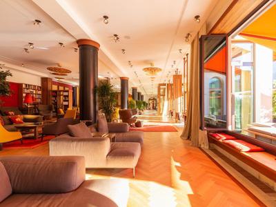 Bar/Lounge
