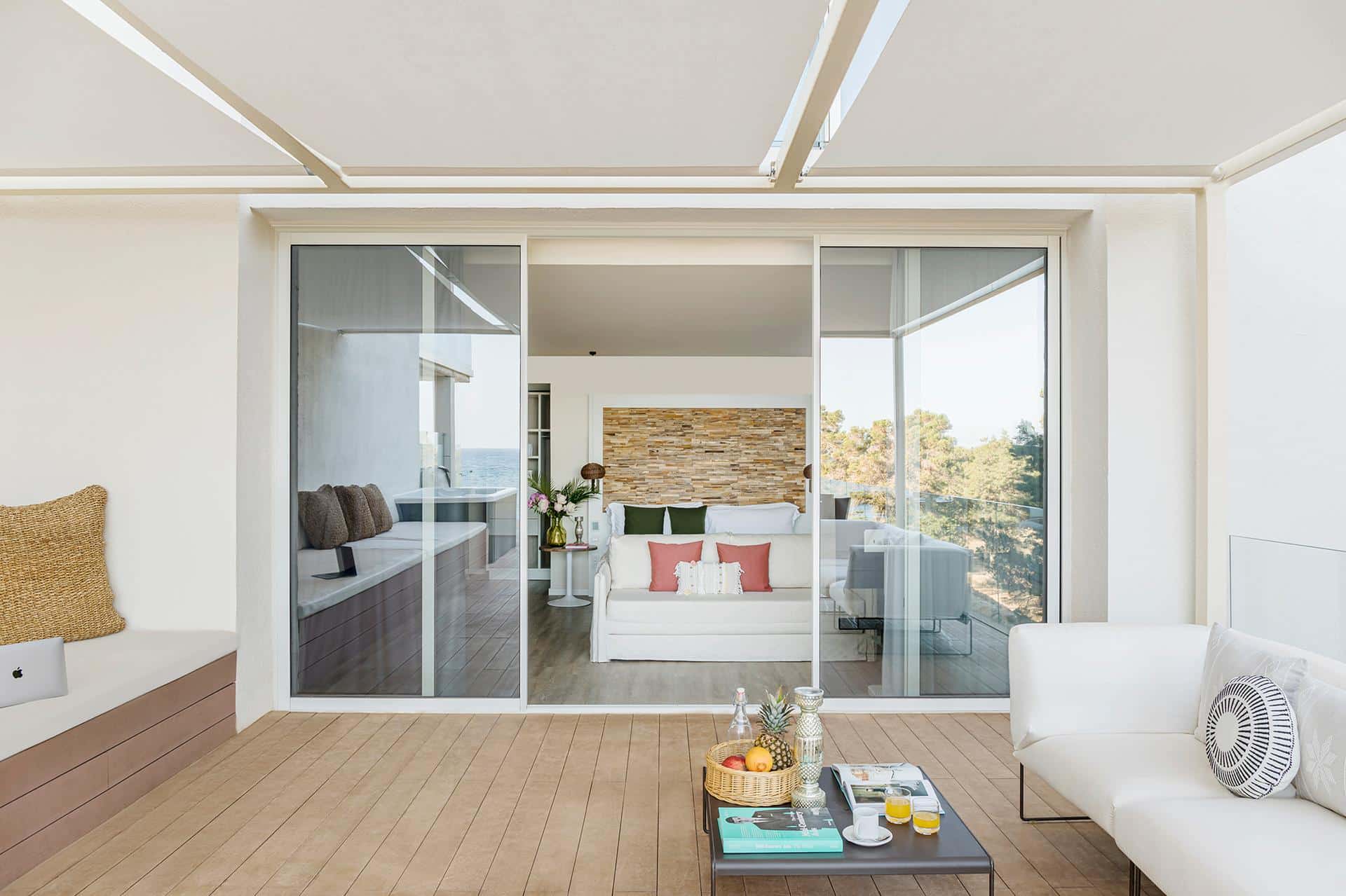 Extra ME+ Junior Suite with Jacuzzi Sea View and Terrace