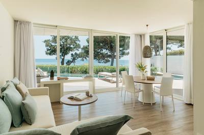 Ultimate ME+ Suite with Private Pool and Sea View