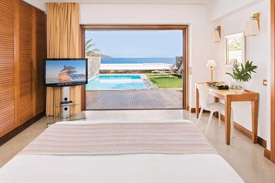 Luxury Bungalow Sea View with Private Heated Pool