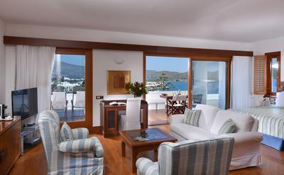 Luxury Hotel & Bungalow Suite Sea View (One Bedroom & Sitting Room Open Plan)