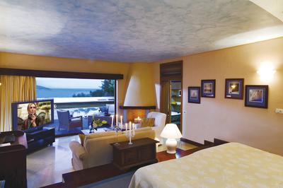 Island Villa Sea View with Private Heated Pool