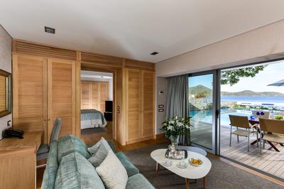 Hideaway Villa Sea View with Private Heated Pool