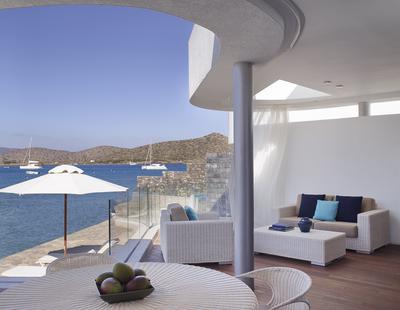 Executive Bungalow Suite Waterfront