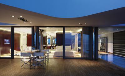 Yachting Villa Waterfront with a Gym & Private Heated Pool