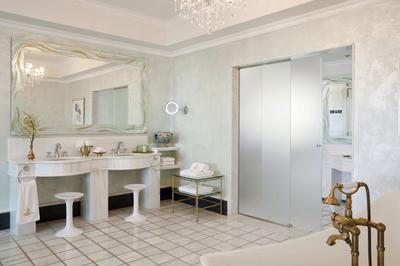 Executive Two Bedroom Suite with Sea View