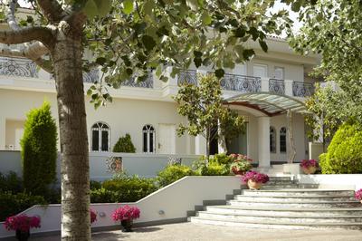 Danai Beach Resort & Villas
