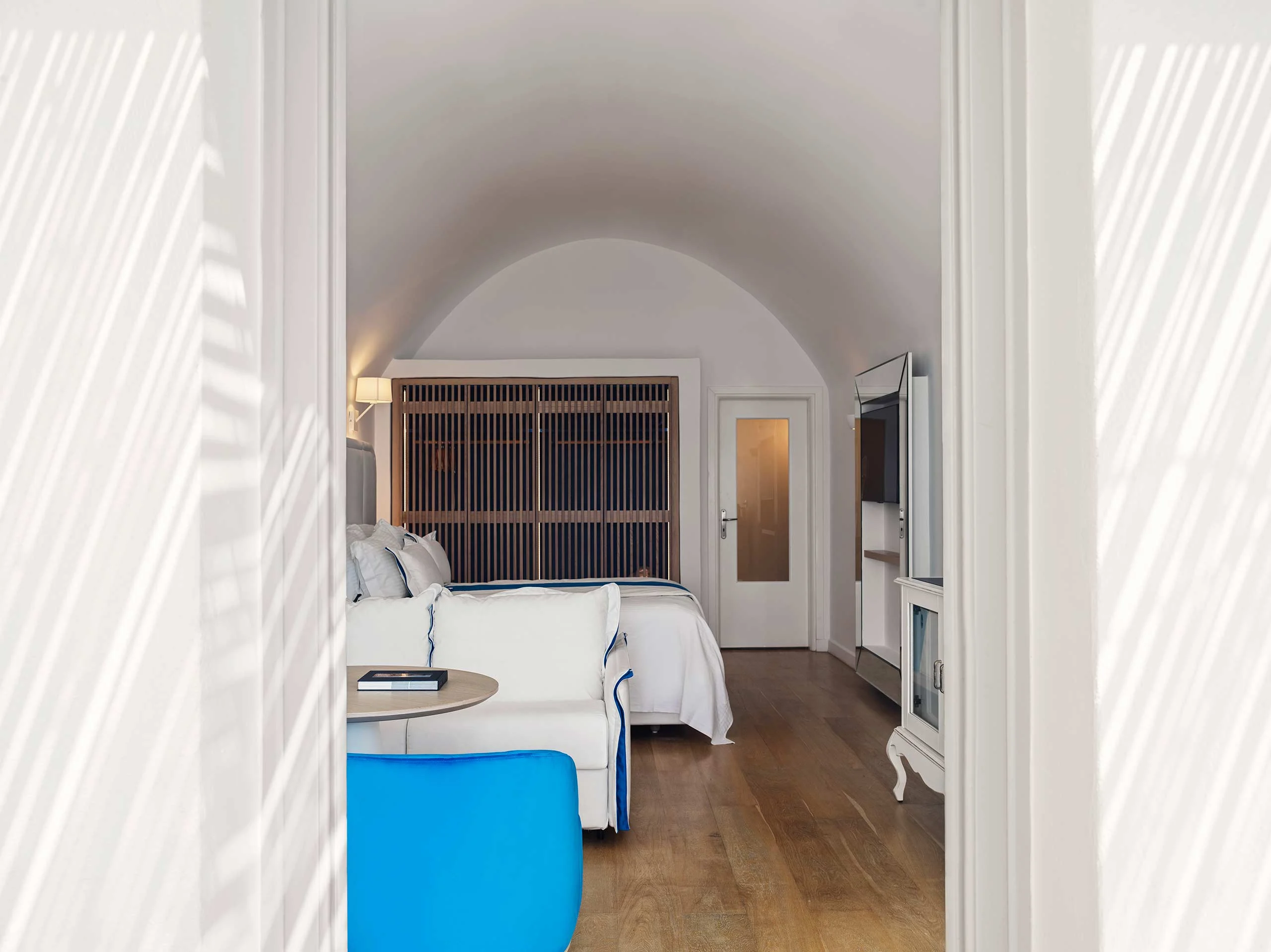 Honeymoon Suite