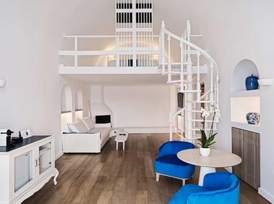 Katikies Suite