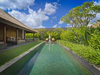 One Bedroom Pool Villa Pool Day
