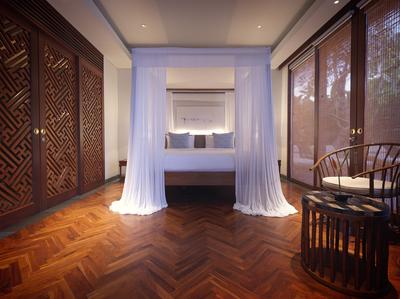 Two Bedroom Maisonette Pool Villa Master Bedroom