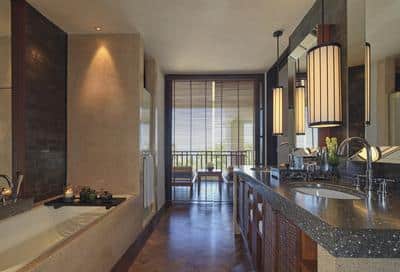 Studio Suite Bathroom