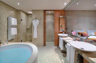 Cloud 9 Suite