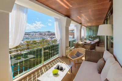 2-Bedroom Presidential Suite