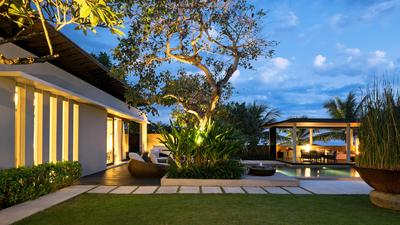 Deluxe Ocean Pool Villa