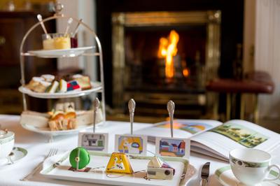 Art Tea in The Drawing Rooms