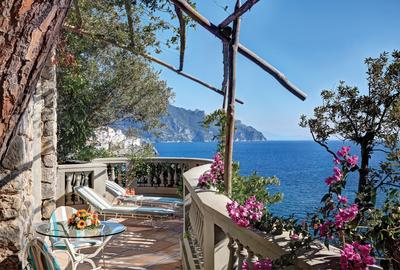 Suite, Front Sea View