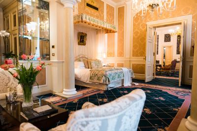 Giambologna Presidential Suite