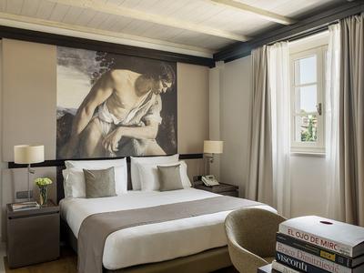Renaissance Suite Redlevel
