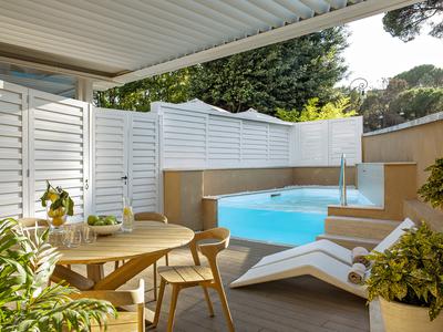 Supreme Room with Private Jacuzzi
