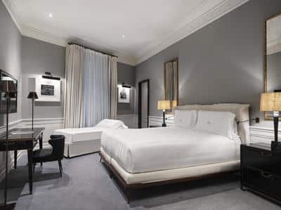 Grand Deluxe Room