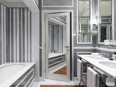 JKMaster Balcony Suite